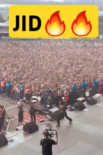 JID PERFORMS 'STICK' CROW WAS LIT🔥#trending #jid #concert #stick #fyp #rap #hiphop #fypシ゚viral #cole