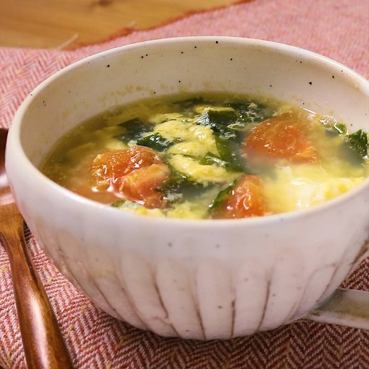 わかめとトマトの中華風かきたま汁 作り方・レシピ | クラシル