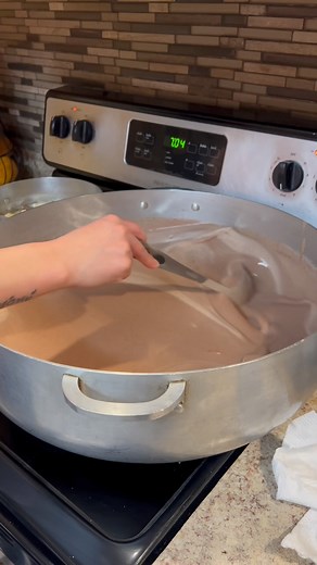 #habichuelas con dulces estilo #dominicanas pero con un chin del la picardía de #dashly @dashlycool @Dashly Punchline #habichuelascondulce #semanasanta #viernessanto #viernessanto2025 #migente #tutorial #haydiosmio #60K #60kfollowers #fyp #Viral ##viralvideo #viraltiktok #trucodelaabuela #haydiomio #instagram | Jazmin Urena