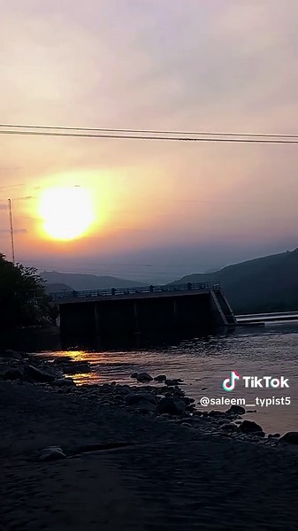 Saleem's Typing Skills Showcase