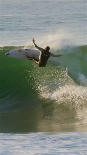 your current WORLD NO 1 in SURFING 🫡