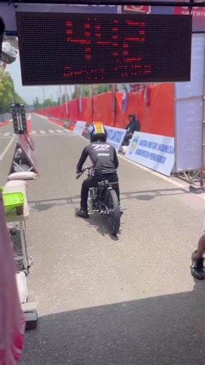 DRAG BIKE BUNDA RACING BBM PERTAMAX TURBO GL NEOTECH 300CC 🙏 #18RG #18racing