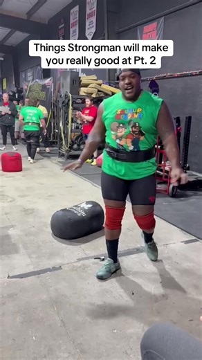 The cuddles are immaculate. Although I’m still team little spoon. 🤗 #gym #hug #strongman #fyp #fitness