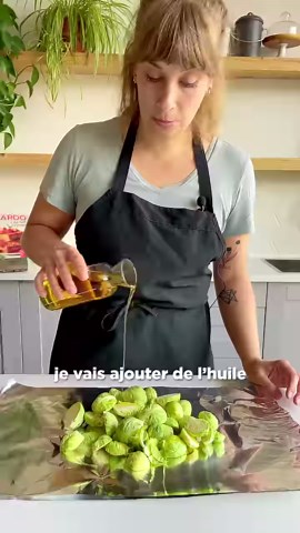 42K views · 212 reactions | POUTINE AU BBQ 凜 Comment faire manger des choux de Bruxelles aux enfants? En les servant dans une poutine. Voici une recette parfaite pour un petit BBQ durant la semaine! Découvrez la recette dans le dernier magazine en kiosque (p. 21), aussi disponible pour les abonné·e·s du magazine sur notre site Web. Par ici pour la recette: https://bit.ly/3XX6T9P | Ricardo Cuisine | Facebook