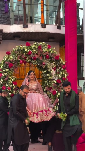 Royal Mehndi Entry Bride #Mehndi #Wedding #shorts