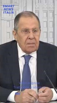 Lavrov e la maglietta dell'URSS. La risposta gelida alla Francia.