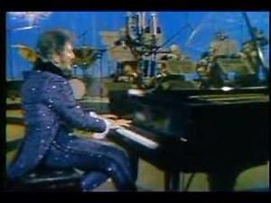 1969 Liberace Show Moonlight Sonata/ How Insensitive
