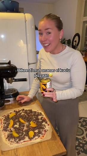 Persikka jauheliha pizza resepti - Herkullinen yhdistelmä!