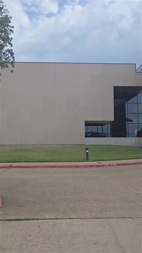 A visit to library #richmondlibrary