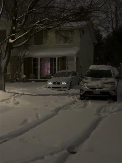 Hiding in the Cold Snow Pile 👀#bmw#bmwe39#e39#bmwlovers#cars#car#caredit#shorts#subscribers