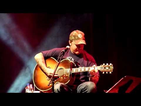 Aaron Lewis Live singing Purple Rain
