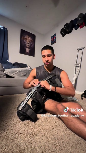 SOME LIFE HACKS FOR ACL BRACE