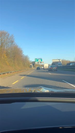 Essence Of Beauty on Instagram: "Genosys Bio Meso training. Needling without the needles. Excellent for sensitive skins. Creates micro channels in the skin for better absorption of products, increases cell turnover, reduces pigmentation, smooths fine lines and wrinkles, reduces pore size and improves hydration in the skin."