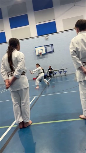 Karate kata 3rd kyu shukokai England 🤎