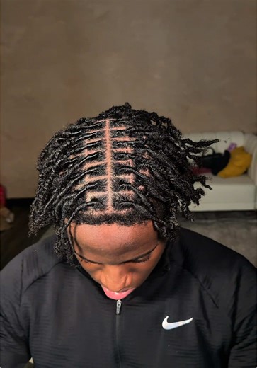 Expert Loc Retwist in Houston, Texas