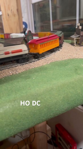 #driveby Ho scale train ‪@classicmodeltrains‬ DC vintage restored and operational 17 rolling stock