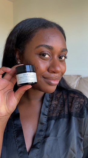 Ceramides are an undeniable buzzword in the current world of skincare. While they’re anything but new or an innovative breakthrough in ingredient technology, it is certainly a positive that they are experiencing their time in the spotlight. Here is everything you need to know about ceramides, and what they do for skin health.⁠ ⁠ ✨What exactly are ceramides?⁠ ⁠ Ceramides are waxy lipid (oil) molecules that make up a large portion of the skin’s composition – over half in fact! They play an essenti