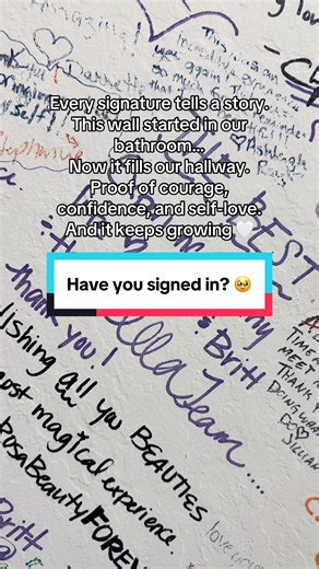 This is one of the most special spots in the Bella Rosa studio 🤍 After every session, our beauties are invited to sign their name — a small moment that carries so much meaning. What started as a few signatures in our bathroom has grown into a wall full of stories, courage, and confidence… and now it’s overflowing into the hallway near the entrance. Each name represents a woman who showed up for herself. A woman who stepped outside her comfort zone. A woman who chose herself — even if just for a
