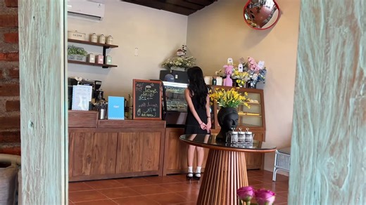 Supper Cute Bakery Delights for Solo Dining