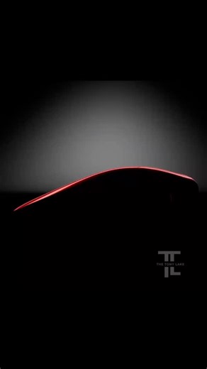 Merging machine precision with organic form… Ladies and Gents - I give you SALIT. Available for Collectors, Galleries and Art Enthusiasts…. 📸 @thetonylake 🪩 Sculpture: SALIT 🎯 Collection: V1-Rotate Collection 💡 Art Piece by: @thetonylakeartist www.thetonylake.com Info@thetonylake.com #thetonylake #tonylakeartist #artistoninstagram #contemporaryart #sculpture #artbasel #gallery #artcollector #curatedart #artadvisory #glass#mixedmedia #aluminium #automotive #concept #visualculture #artist #fri