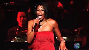 The Pointer Sisters - Jump (Night Of The Proms 2018) " Jump (For My Love) " es una canción del grupo vocal estadounidense Pointer Sisters , lanzada el 11 de abril de 1984, como el tercer sencillo de su décimo álbum de estudio Break Out (1983). La canción alcanzó el Top Ten en las listas Hot 100, R&B y dance de Billboard, y fue el sencillo de baile estadounidense más vendido de 1984, vendido como un trío de canciones que incluyen "I Need You" y "Automatic". La canción obtuvo un éxito en las lista