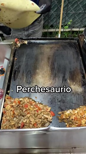 6.7K reactions · 186 shares | Los perches #Percherones #mexico #mexicanfood #perchesaurio #perchelover #comida #foodie #foodlover #burritos #burros #Culiacán #Sinaloa | Los perches | Facebook
