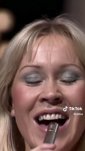 ABBA: The Girl with the Golden Hair