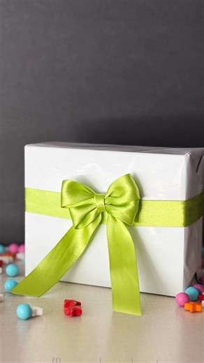 1.9K views · 19 reactions |  Make a cute bow with your fingers  #howtomakeabow #bow #bows #bowsbowsbows | Ruffles And Rain Boots | Facebook