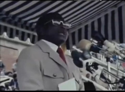 Just 10 months after Zimbabwe’s independence, Robert Mugabe stood fearless. On 28 February 1981, he directly confronted South Africa’s apartheid regime—at a time when Zimbabwe relied heavily on apartheid South Africa for trade and survival. Armed power met unarmed truth. This is a moment of African defiance history must remember. #robertmugabe #panafrican #southafrica #history #zimbabwe #africarized #viralshorts #Apartheid | Africarized