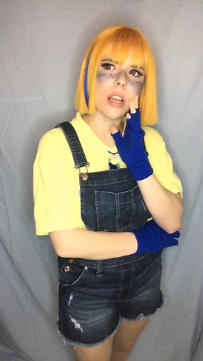 “May I help you” 💙💛#dory #disney #disneycosplay #cosplay #foryou #findingnemo #dorycosplay #marlin