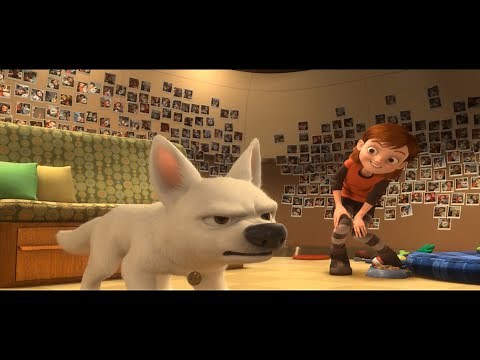 Bolt (2008) - Bolt keeping watch + the agent