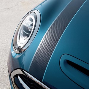 4.9K views · 381 reactions | MINI Convertible Sidewalk Editionが11月、デビュー。 メールマガジン登録者限定で、日本仕様等の最新情報をいち早くお届け。 メールマガジンを受け取る▼ https://bit.ly/3ijEpil #MINIJapan | MINI | Facebook