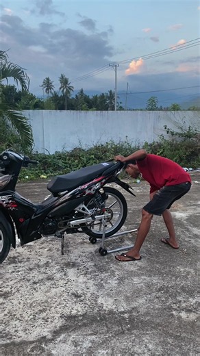 Revonya bg👋 #fyp #tiktok #blacxi #revo #revo110 #revofi #revogank #styleganteng #sulbar