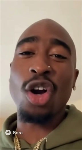 Tupac Rapping In An Interview 🎤