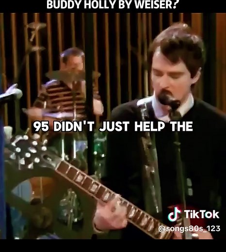 Relive the 90s with Weezer’s 'Buddy Holly'