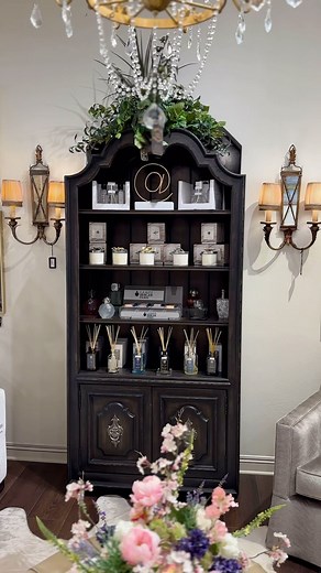 Transform your space into a masterpiece 🌟 Enter into the world of luxury with Linly Designs at 445 Ogden Ave. – where every detail tells a story. Let’s create your dream home together. #LinlyDesigns #InteriorDesign #LuxuryLiving #ClarendonHills #ChicagoDesign #HomeDecor #ElegantInteriors #LuxuryInteriors #DesignInspiration #HomeStyling #CustomFurniture #DecorGoals #ChicagolandHomes #IllinoisDesign #LuxuryHomes #InteriorDecorating #HomeMakeover #DesignTrends #ModernLuxury #LuxuryLifestyle #Dream