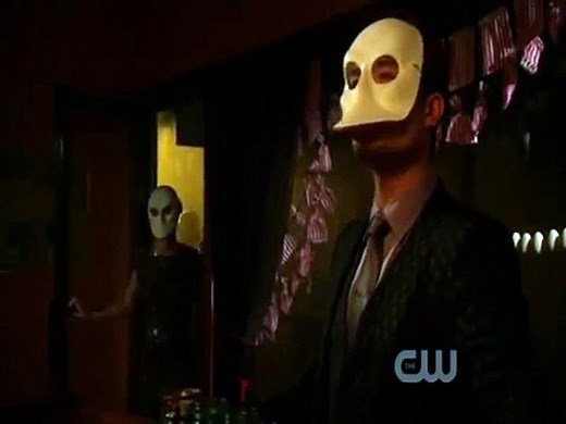 Gossip Girl 5x07 "Chuck & Blair"  - Kiss Scene