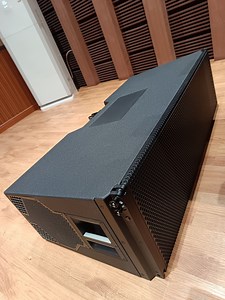 [Hot Item] Gsl8 Gsl12three-Way Line Array Speaker System Featuring Dual 14" and 10" Woofers