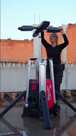 @tschulique (IG) demonstrating the power the MX FUEL™ Tower Light ⚡️