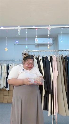 วิดีโอของ JS (@js63334) พร้อมเพลง เสียงต้นฉบับ - นก นก จ่า