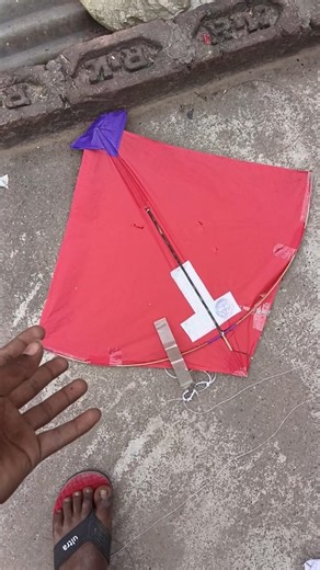 kite looting 🪁🪁 uljhi Hui manje se padosi Ko pagal banaa Diya#patang#kitelooting#kiteflying#short🪁🪁