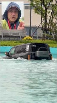 ¡CON ESTE COCHE CHINO VOY POR EL AGUA!