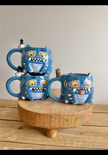 AND THAT’S A WRAP MULD FAM! 🥹 Derpys are officially DONE DONE DONE! 🎵 Yesterday I posted out STAGE II Derpy preorders! 📦🥳 so excited for you all to receive your Derps soon! 💙 There are now 46 MULDY Derpys out there in the world 🥹 💙 10 Initial Derpy creations 💙 24 Stage I Derpy preorders 💙 10 Stage II Derpy preorders 💙 2 Derpy giveaway items I’m pretty Derpy’d out for now so no more Derpys maybe until the 2nd movie comes out 😅💙 but THANK YOU for all of your Derpy love and your patienc