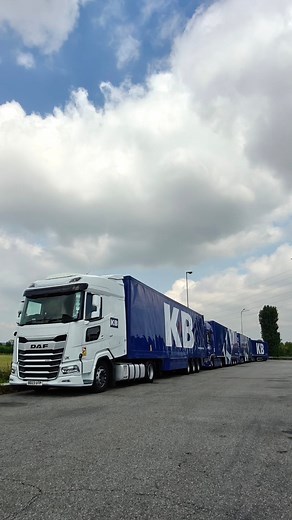 Home time for the team after spending a month on a corporate job in Sicily🇮🇹 #ontour #trucking #italy #euro | KB Event Ltd