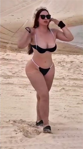 Beach modeling on the riverbank🤩#foryou #fashion #model