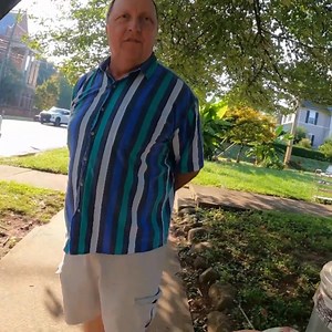 Hall Of Fame Garage Sale Find #garagesale #garagesalefinds #halloffame | Commonwealth Picker