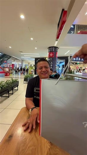 gracias @melanie.. #renzocosta ☺️☺️☺️☺️