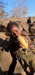 Burning Hot Meat Chaba’s Wife Devours It Quickly #SurvivalSkills #HunterGatherer #CulturalLife #RealLife | Hadzabe Icon