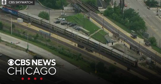 Service resumes on two Metra lines after car hits bridge in Chicago