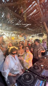 Who are these divas? 💅 | Techno & House Music